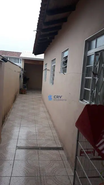 Casa com 3 quartos à venda, 210m2 em Residencial Café Cereja, Londrina - PR - imagem 9 Foto 9 de Casa com 3 quartos à venda, 210m2 em Residencial Café Cereja, Londrina - PR