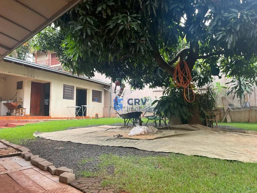 Casa com 4 quartos à venda, 610m2 em Quebec, Londrina - PR - imagem 9 Foto 9 de Casa com 4 quartos à venda, 610m2 em Quebec, Londrina - PR
