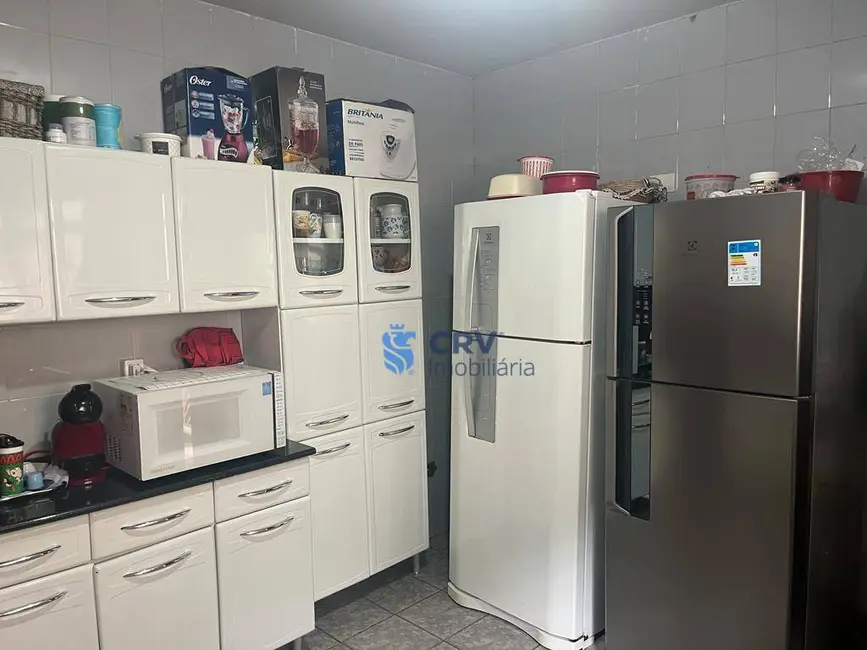 Casa com 4 quartos à venda, 610m2 em Quebec, Londrina - PR - imagem 6 Foto 6 de Casa com 4 quartos à venda, 610m2 em Quebec, Londrina - PR