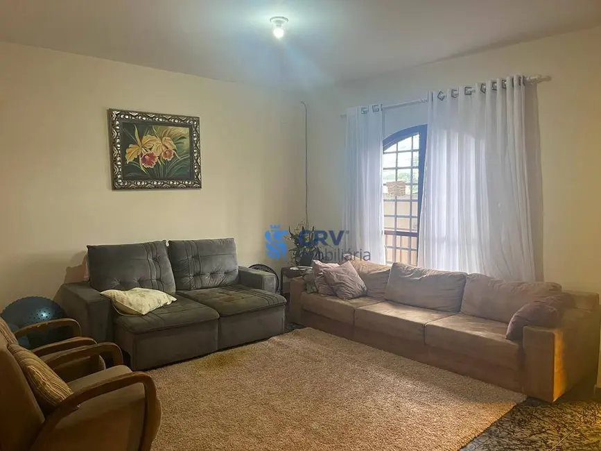 Foto 1 de Casa com 4 quartos à venda, 610m2 em Quebec, Londrina - PR