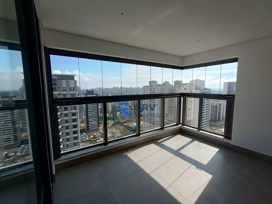Apartamento com 3 quartos à venda, 441m2 em Londrina - PR - imagem 3 Foto 3 de Apartamento com 3 quartos à venda, 441m2 em Londrina - PR