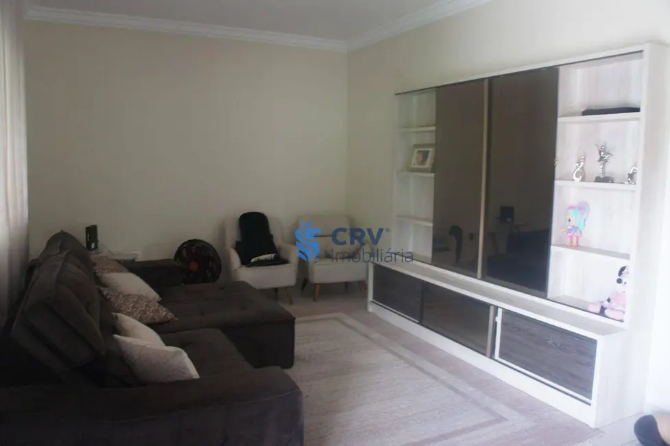 Casa com 5 quartos à venda, 360m2 em Esperança, Londrina - PR - imagem 3 Foto 3 de Casa com 5 quartos à venda, 360m2 em Esperança, Londrina - PR