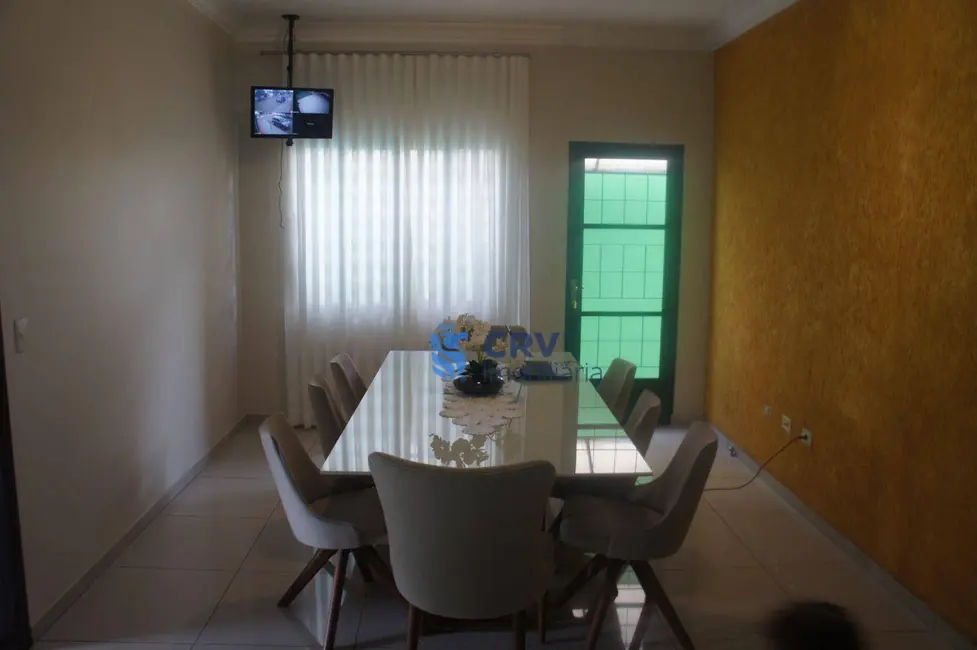 Casa com 5 quartos à venda, 360m2 em Esperança, Londrina - PR - imagem 5 Foto 5 de Casa com 5 quartos à venda, 360m2 em Esperança, Londrina - PR