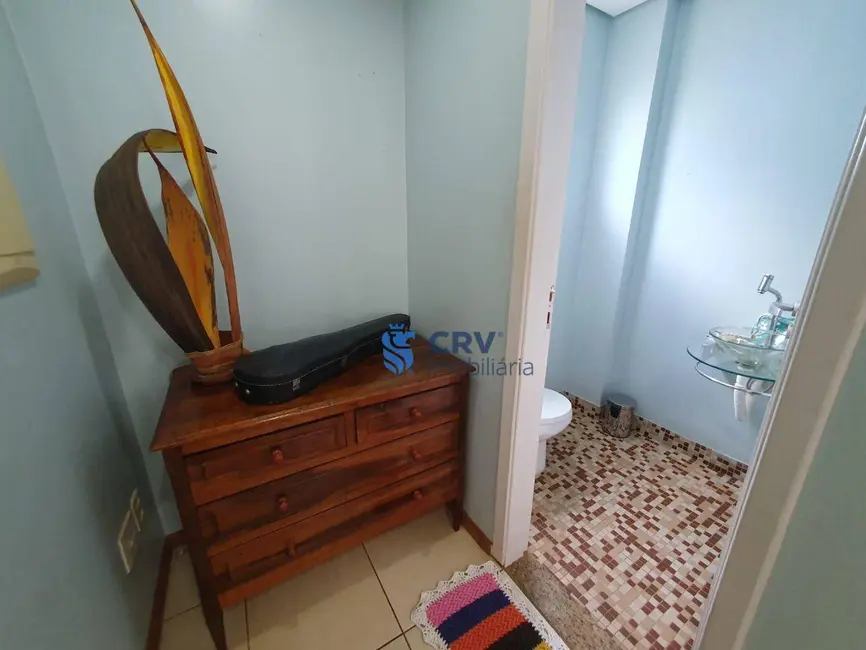 Casa com 3 quartos à venda, 560m2 em Parque Residencial Alcântara, Londrina - PR - imagem 8 Foto 8 de Casa com 3 quartos à venda, 560m2 em Parque Residencial Alcântara, Londrina - PR