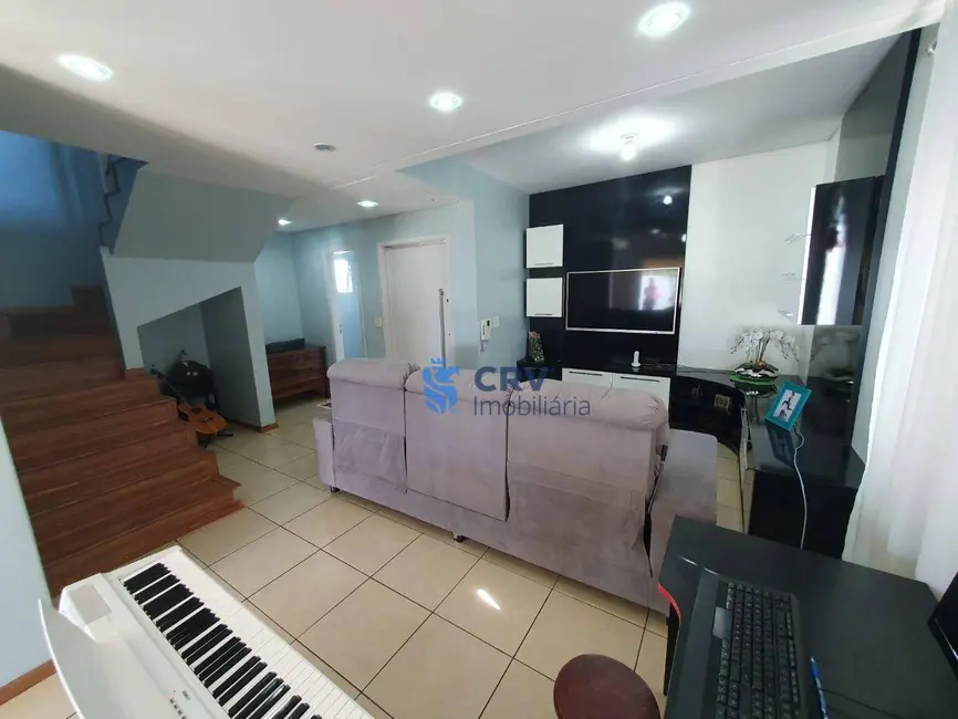 Casa com 3 quartos à venda, 560m2 em Parque Residencial Alcântara, Londrina - PR - imagem 6 Foto 6 de Casa com 3 quartos à venda, 560m2 em Parque Residencial Alcântara, Londrina - PR