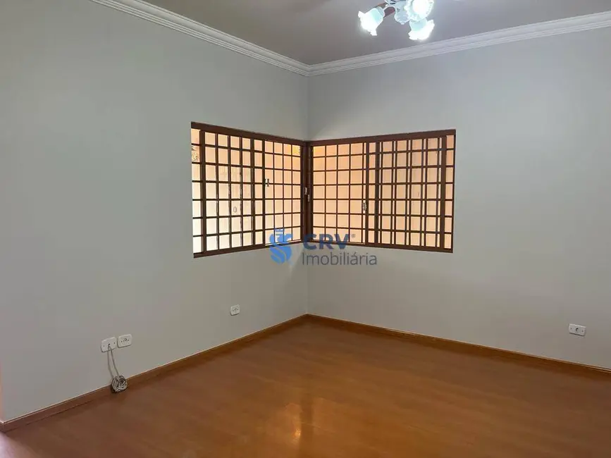 Foto 2 de Casa com 3 quartos à venda, 275m2 em Jardim Brasília, Londrina - PR