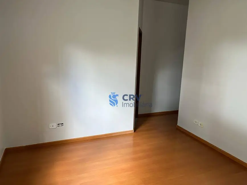 Casa com 3 quartos à venda, 275m2 em Jardim Brasília, Londrina - PR - imagem 5 Foto 5 de Casa com 3 quartos à venda, 275m2 em Jardim Brasília, Londrina - PR