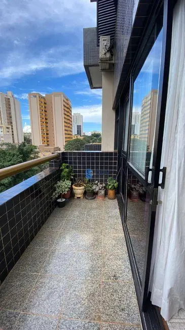 Apartamento com 4 quartos à venda, 223m2 em Centro, Londrina - PR - imagem 4 Foto 4 de Apartamento com 4 quartos à venda, 223m2 em Centro, Londrina - PR