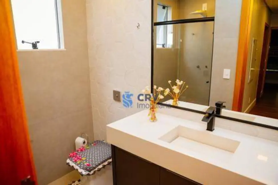 Casa com 5 quartos à venda, 390m2 em Lago Parque, Londrina - PR - imagem 6 Foto 6 de Casa com 5 quartos à venda, 390m2 em Lago Parque, Londrina - PR