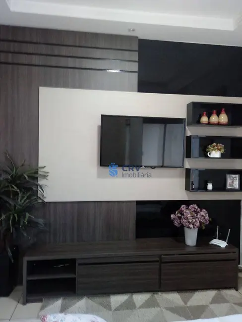 Foto 3 de Sobrado com 3 quartos à venda, 150m2 em Colúmbia, Londrina - PR