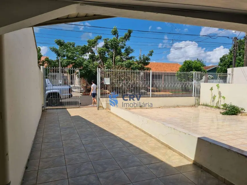 Foto 8 de Casa com 3 quartos à venda, 300m2 em Maria Lúcia, Londrina - PR