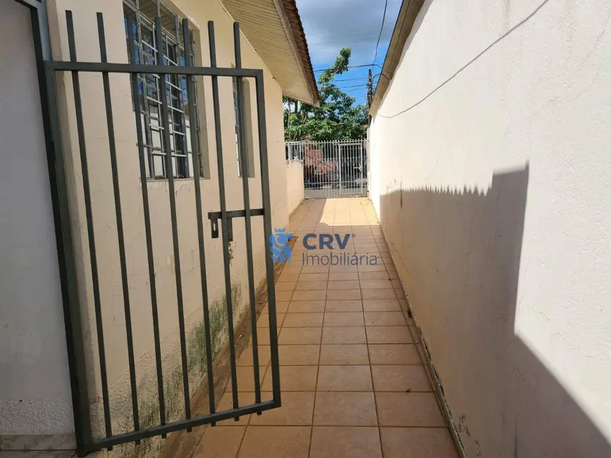 Foto 2 de Casa com 3 quartos à venda, 300m2 em Maria Lúcia, Londrina - PR