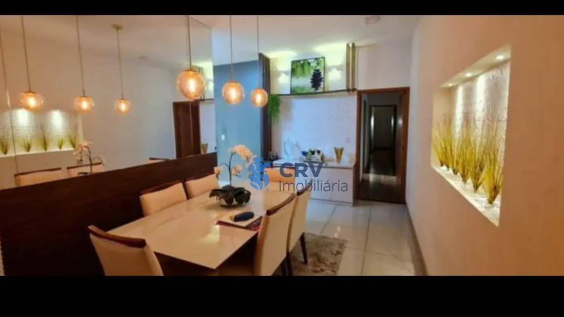 Casa com 2 quartos à venda, 150m2 em Leonor, Londrina - PR - imagem 7 Foto 7 de Casa com 2 quartos à venda, 150m2 em Leonor, Londrina - PR