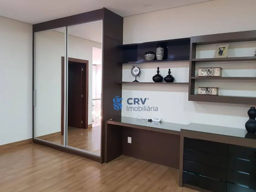 Casa de Condomínio com 5 quartos à venda, 608m2 em Londrina - PR - imagem 8 Foto 8 de Casa de Condomínio com 5 quartos à venda, 608m2 em Londrina - PR