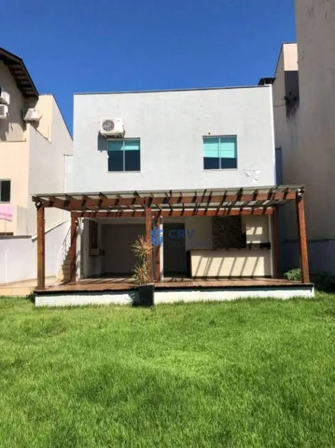 Casa com 3 quartos à venda, 360m2 em Quebec, Londrina - PR - imagem 6 Foto 6 de Casa com 3 quartos à venda, 360m2 em Quebec, Londrina - PR