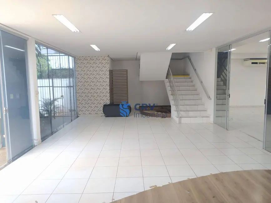 Foto 2 de Sala Comercial para alugar, 802m2 em Jardim Presidente, Londrina - PR