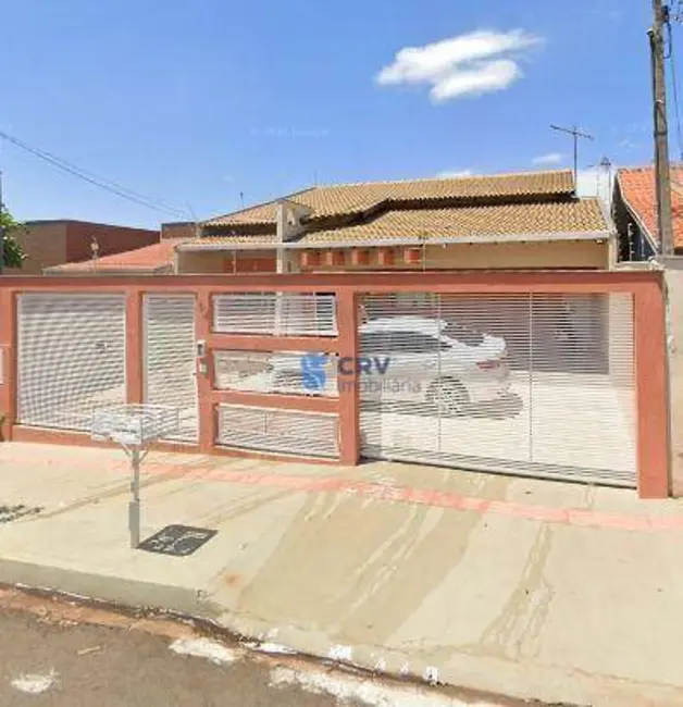 Casa com 4 quartos à venda, 275m2 em Londrina - PR - imagem 1 Foto 1 de Casa com 4 quartos à venda, 275m2 em Londrina - PR