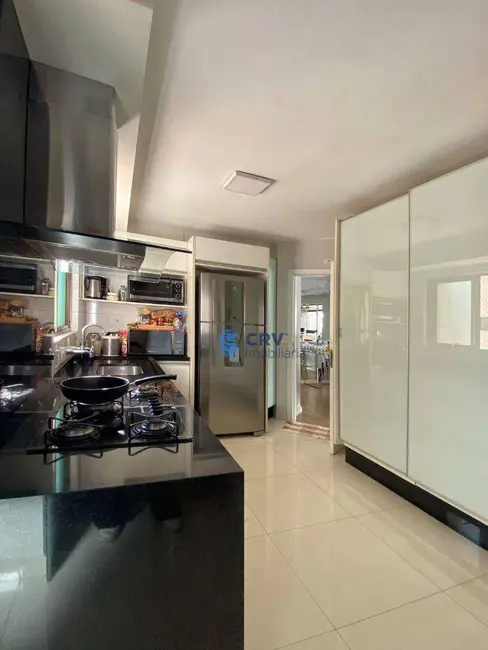 Apartamento com 3 quartos à venda, 194m2 em Londrina - PR - imagem 3 Foto 3 de Apartamento com 3 quartos à venda, 194m2 em Londrina - PR