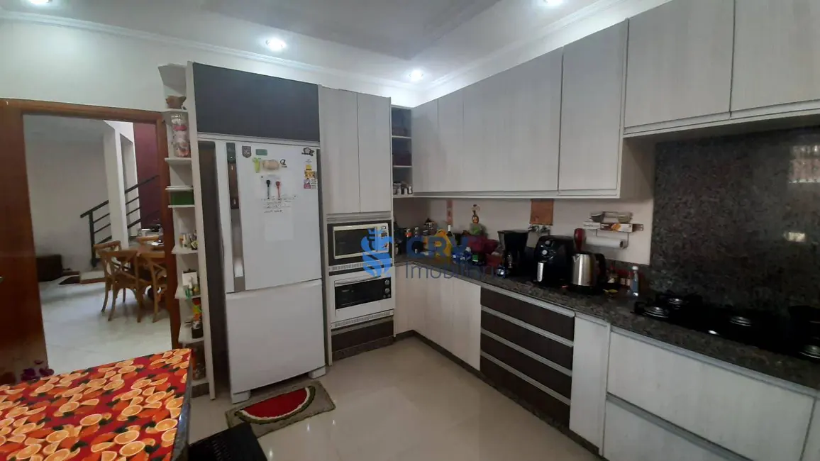 Foto 4 de Casa de Condomínio com 5 quartos à venda, 300m2 em Parque Jamaica, Londrina - PR