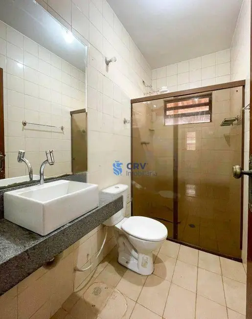 Foto 5 de Casa com 3 quartos para alugar, 134m2 em Santa Rosa, Londrina - PR