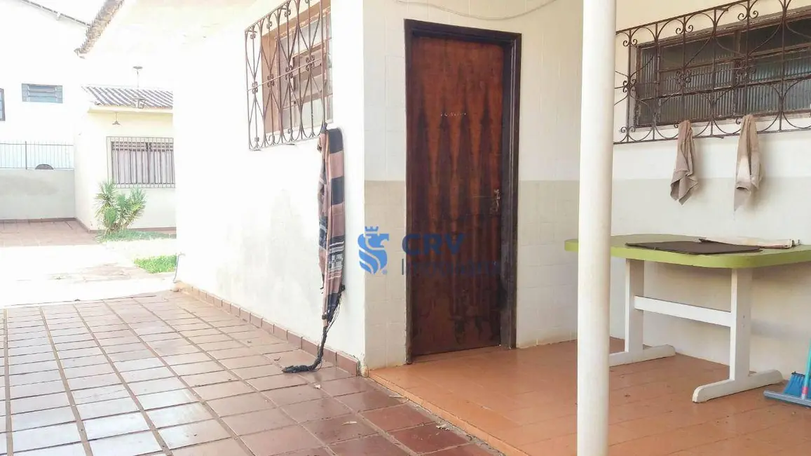 Casa com 3 quartos à venda, 499m2 em Jardim Shangri-la A, Londrina - PR - imagem 8 Foto 8 de Casa com 3 quartos à venda, 499m2 em Jardim Shangri-la A, Londrina - PR