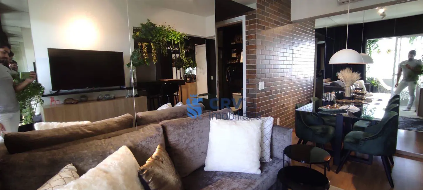 Foto 9 de Apartamento com 2 quartos à venda, 84m2 em Londrina - PR