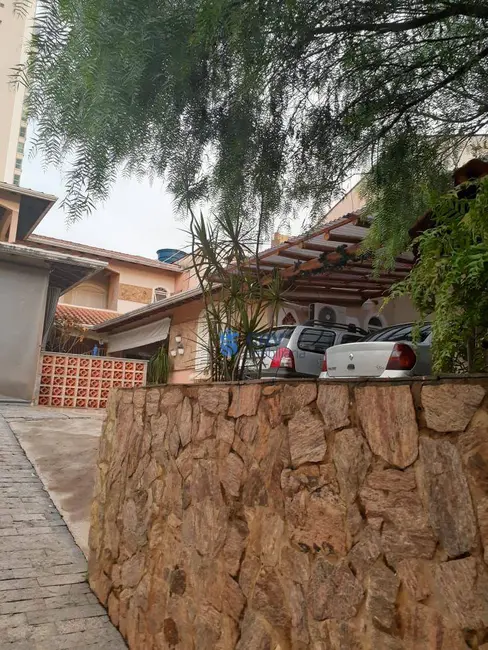 Foto 5 de Casa com 4 quartos à venda, 360m2 em Andrade, Londrina - PR