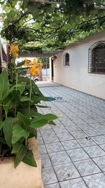 Casa com 3 quartos à venda, 430m2 em Jardim das Américas, Londrina - PR - imagem 5 Foto 5 de Casa com 3 quartos à venda, 430m2 em Jardim das Américas, Londrina - PR