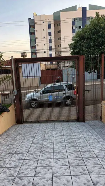 Casa com 3 quartos à venda, 430m2 em Jardim das Américas, Londrina - PR - imagem 7 Foto 7 de Casa com 3 quartos à venda, 430m2 em Jardim das Américas, Londrina - PR