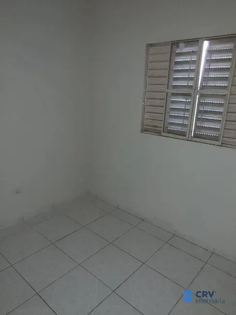 Casa com 2 quartos à venda, 125m2 em Jardim das Palmeiras, Londrina - PR - imagem 6 Foto 6 de Casa com 2 quartos à venda, 125m2 em Jardim das Palmeiras, Londrina - PR