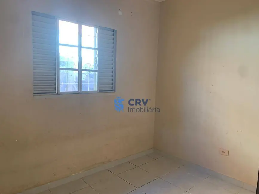 Casa com 3 quartos à venda, 180m2 em Jardim Santo André, Londrina - PR - imagem 8 Foto 8 de Casa com 3 quartos à venda, 180m2 em Jardim Santo André, Londrina - PR