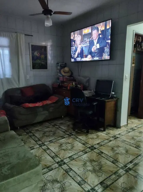 Casa com 3 quartos à venda, 300m2 em Londrina - PR - imagem 3 Foto 3 de Casa com 3 quartos à venda, 300m2 em Londrina - PR