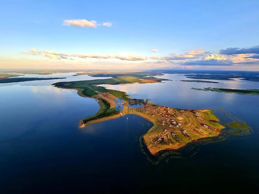Foto 8 de Chácara à venda, 902m2 em Sertaneja - PR