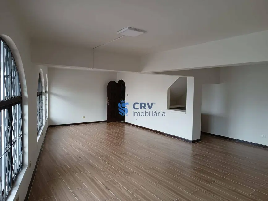 Foto 1 de Sobrado com 4 quartos à venda, 692m2 em Jardim Agari, Londrina - PR