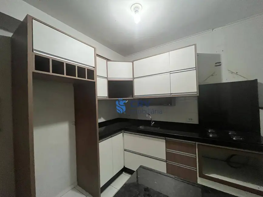 Foto 3 de Apartamento com 2 quartos para alugar, 46m2 em Ouro Verde, Londrina - PR