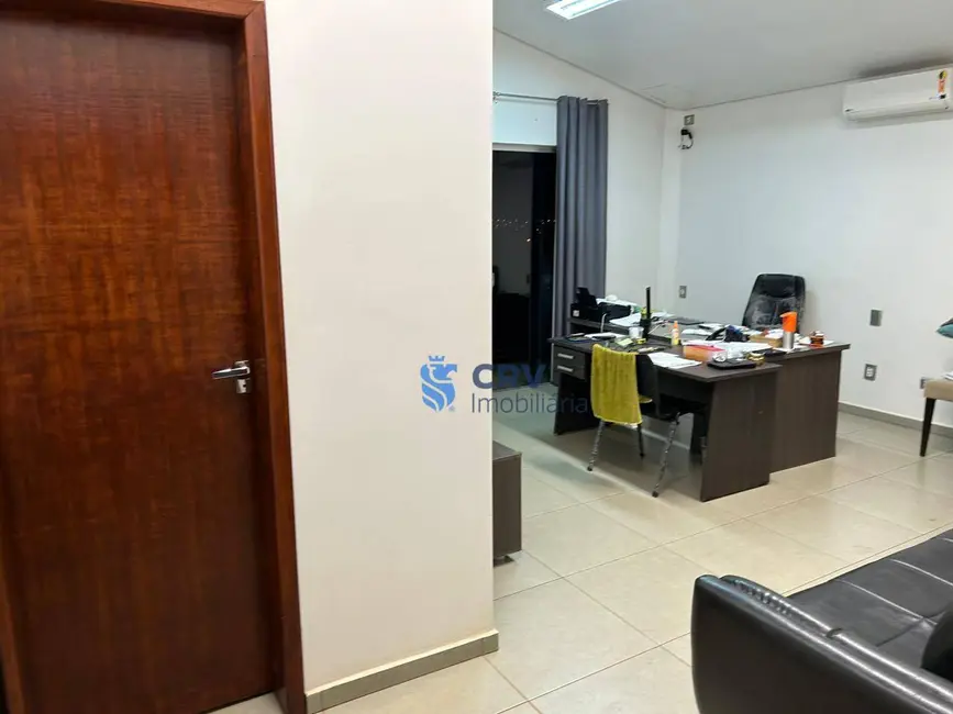 Foto 3 de Armazém / Galpão para alugar, 420m2 em Monte Carlo, Londrina - PR