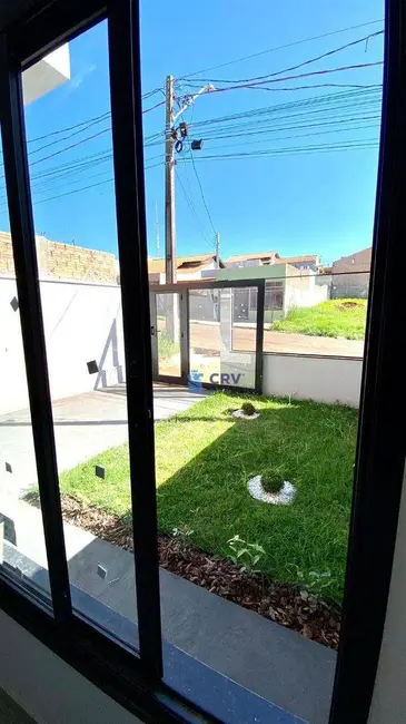 Casa com 3 quartos à venda, 125m2 em Jardim Moema, Londrina - PR - imagem 5 Foto 5 de Casa com 3 quartos à venda, 125m2 em Jardim Moema, Londrina - PR