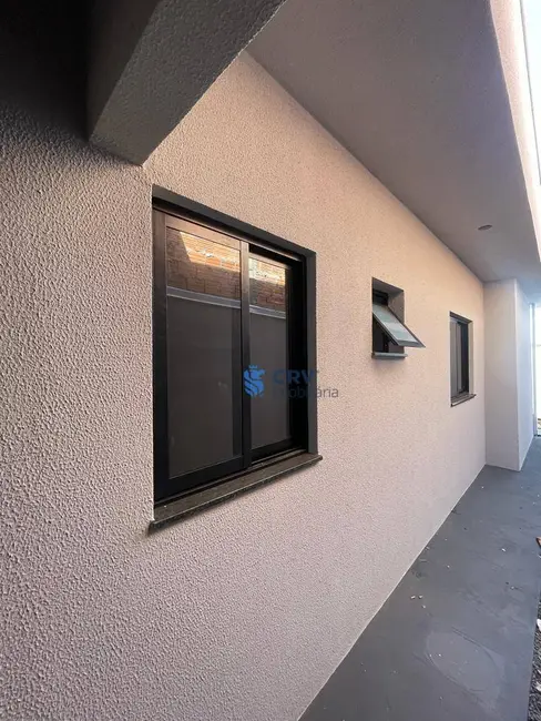 Casa com 3 quartos à venda, 125m2 em Jardim Moema, Londrina - PR - imagem 4 Foto 4 de Casa com 3 quartos à venda, 125m2 em Jardim Moema, Londrina - PR