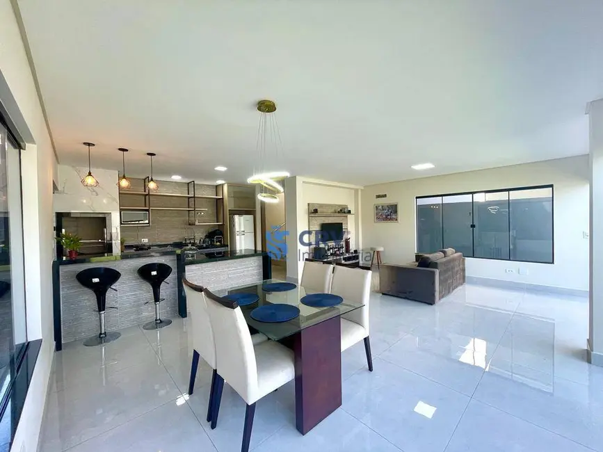 Foto 3 de Casa de Condomínio com 3 quartos à venda, 297m2 em Jardim Morumbi, Londrina - PR