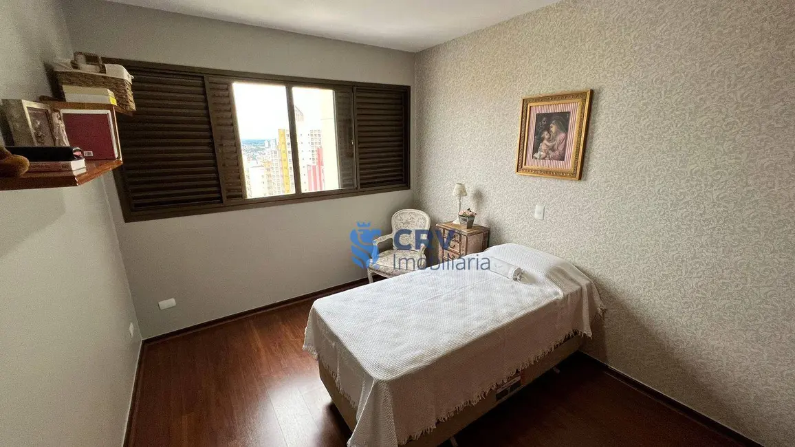 Apartamento com 3 quartos à venda, 156m2 em Centro, Londrina - PR - imagem 8 Foto 8 de Apartamento com 3 quartos à venda, 156m2 em Centro, Londrina - PR