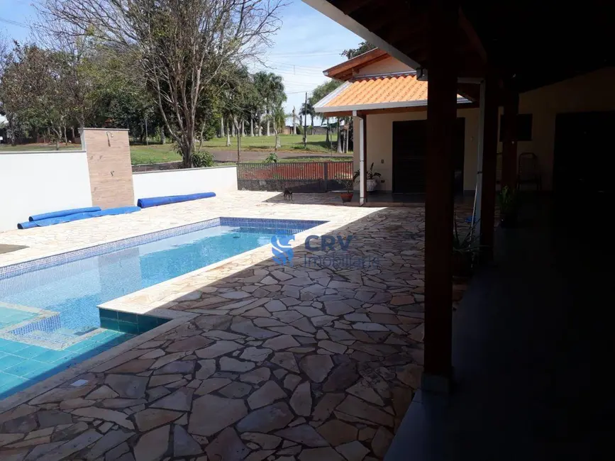 Foto 2 de Casa de Condomínio com 3 quartos à venda, 1500m2 em Cambe - PR