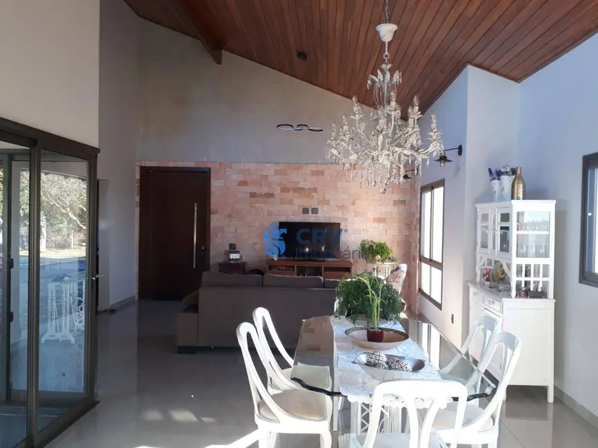 Casa de Condomínio com 3 quartos à venda, 1500m2 em Cambe - PR - imagem 7 Foto 7 de Casa de Condomínio com 3 quartos à venda, 1500m2 em Cambe - PR