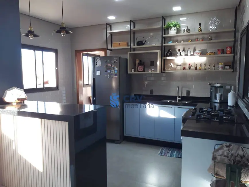 Casa de Condomínio com 3 quartos à venda, 1500m2 em Cambe - PR - imagem 5 Foto 5 de Casa de Condomínio com 3 quartos à venda, 1500m2 em Cambe - PR