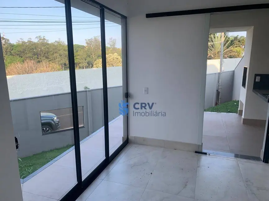 Foto 8 de Sobrado com 3 quartos à venda, 249m2 em Universitário, Londrina - PR