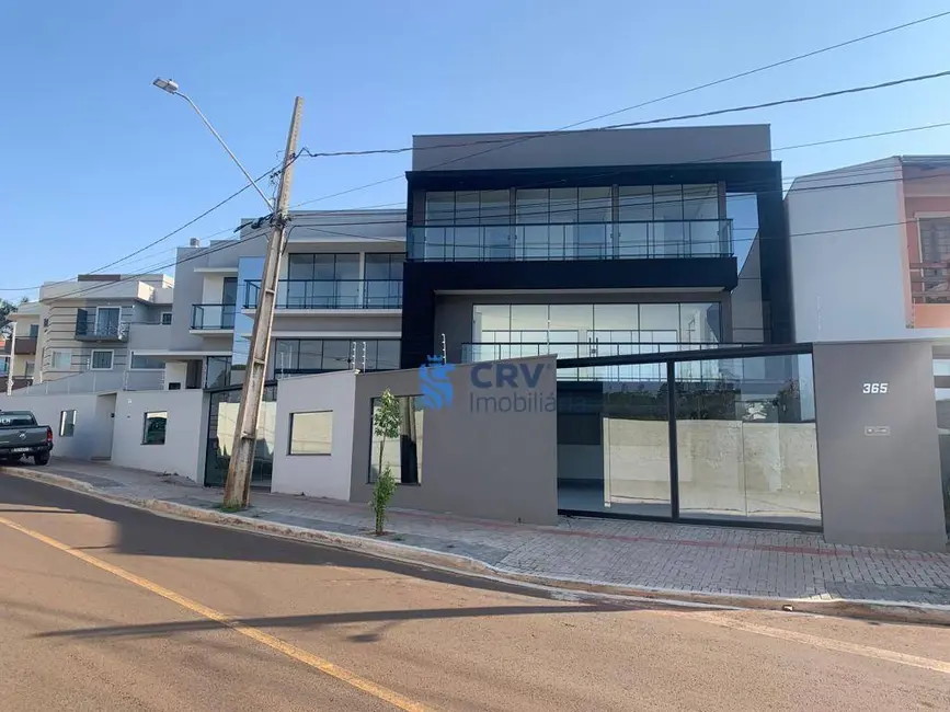 Foto 1 de Sobrado com 3 quartos à venda, 241m2 em Universitário, Londrina - PR