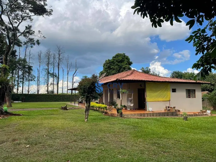 Foto 2 de Chácara com 8 quartos à venda e para alugar, 3000m2 em Rui Barbosa, Londrina - PR