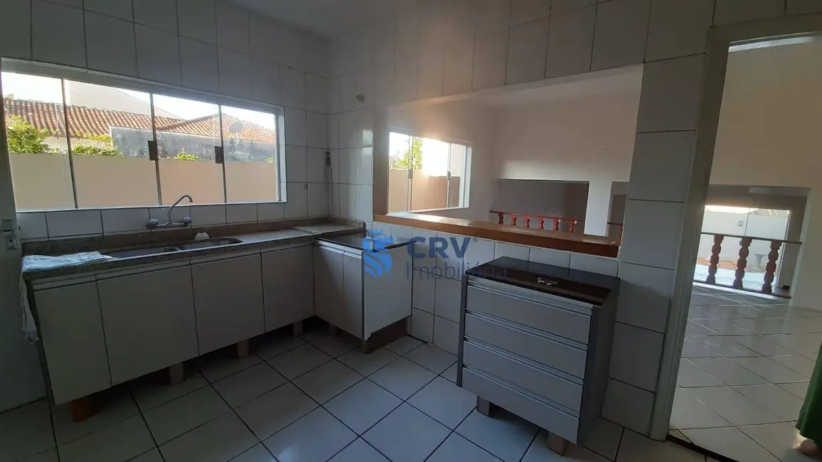 Casa com 4 quartos à venda, 390m2 em Quebec, Londrina - PR - imagem 6 Foto 6 de Casa com 4 quartos à venda, 390m2 em Quebec, Londrina - PR