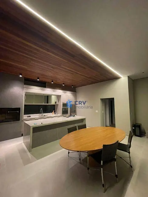 Foto 4 de Casa de Condomínio com 3 quartos à venda, 250m2 em Conjunto Habitacional Alexandre Urbanas, Londrina - PR