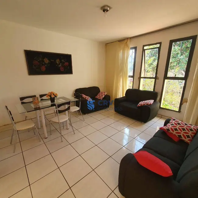 Foto 1 de Casa com 3 quartos à venda, 360m2 em Guanabara, Londrina - PR