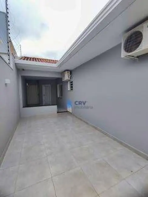 Casa com 4 quartos à venda, 450m2 em Foz Do Iguacu - PR - imagem 6 Foto 6 de Casa com 4 quartos à venda, 450m2 em Foz Do Iguacu - PR